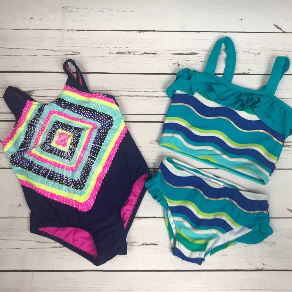 Girls Swimsuits Set of 2 Size 4/5 EUC
